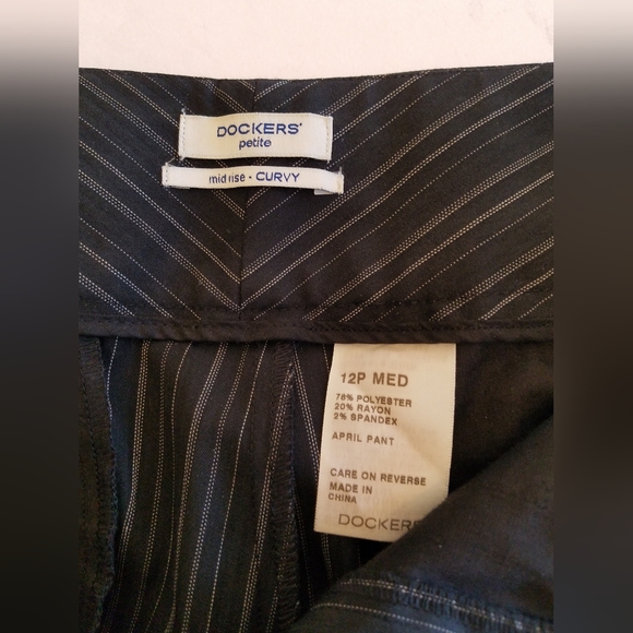 Dockers Petites Women's Mid Rise Curvy Black Gray Stripes April Pants  Size 12P - Picture 14 of 15